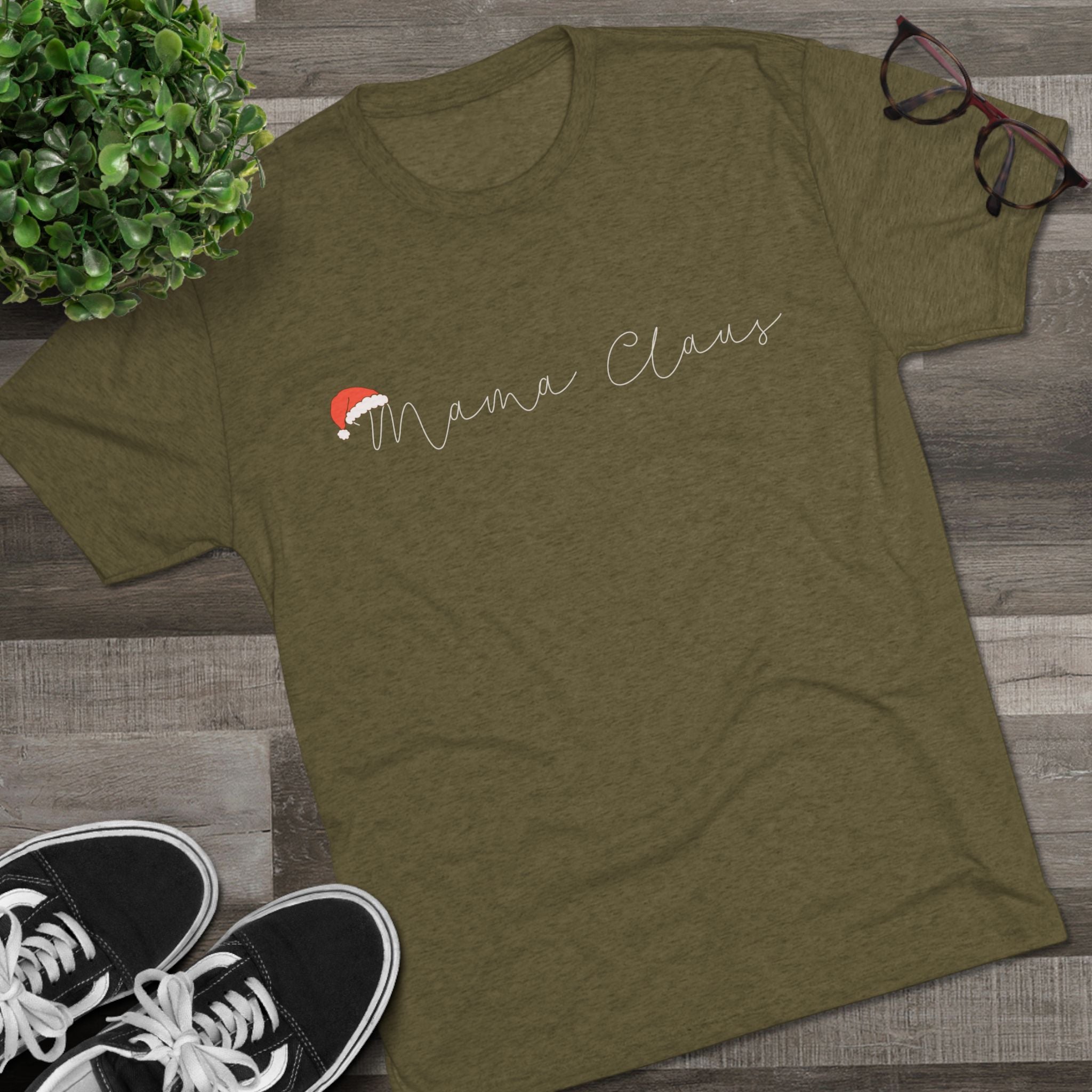 Mama Claus T-Shirt | Christmas Mom Tee, Holiday Santa Mom Top